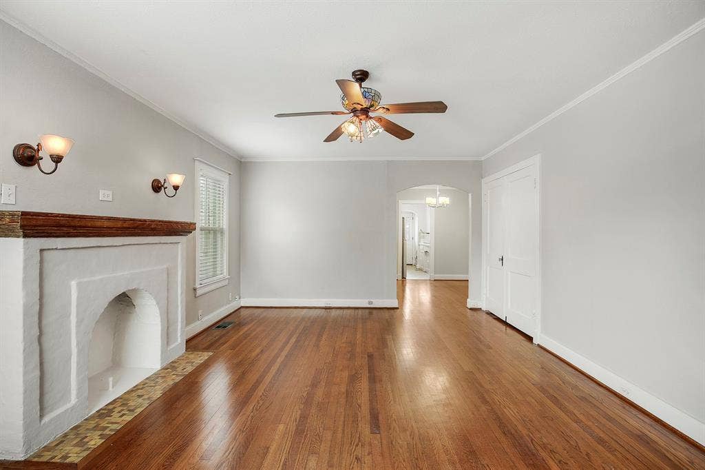 5930 1/2 La Vista Drive, Dallas, TX 75206 5930 1/2 La Vista Drive, Dallas, TX 75206