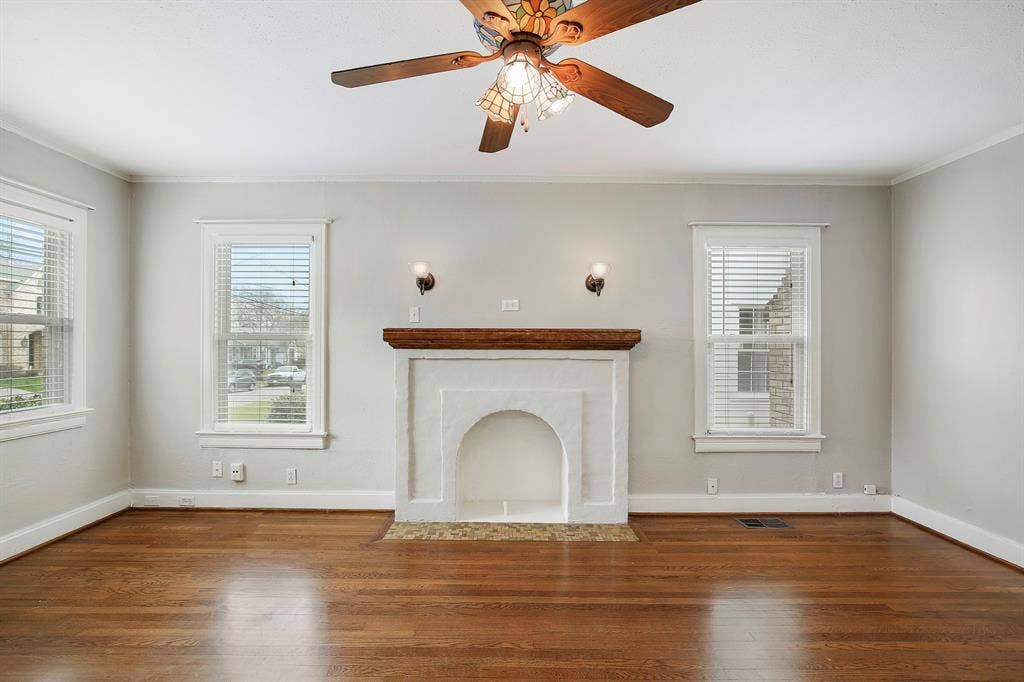 5930 1/2 La Vista Drive, Dallas, TX 75206 5930 1/2 La Vista Drive, Dallas, TX 75206