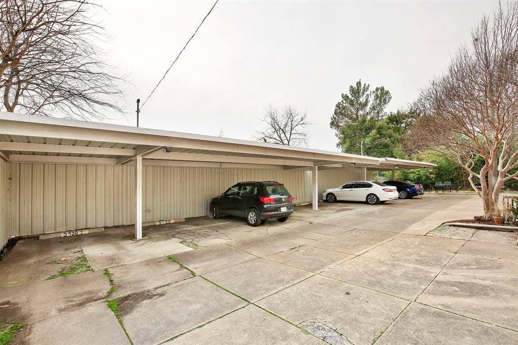 5930 1/2 La Vista Drive, Dallas, TX 75206 5930 1/2 La Vista Drive, Dallas, TX 75206