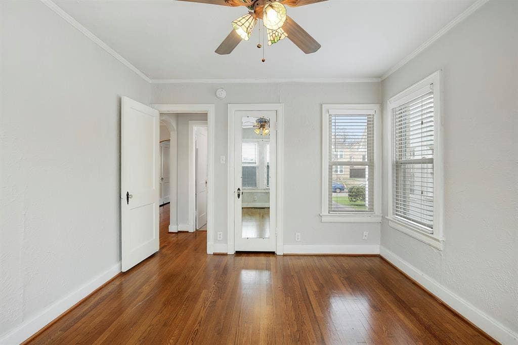 5930 1/2 La Vista Drive, Dallas, TX 75206 5930 1/2 La Vista Drive, Dallas, TX 75206