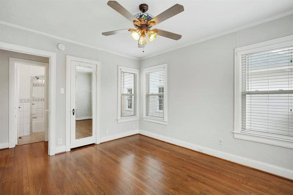 5930 1/2 La Vista Drive, Dallas, TX 75206 5930 1/2 La Vista Drive, Dallas, TX 75206
