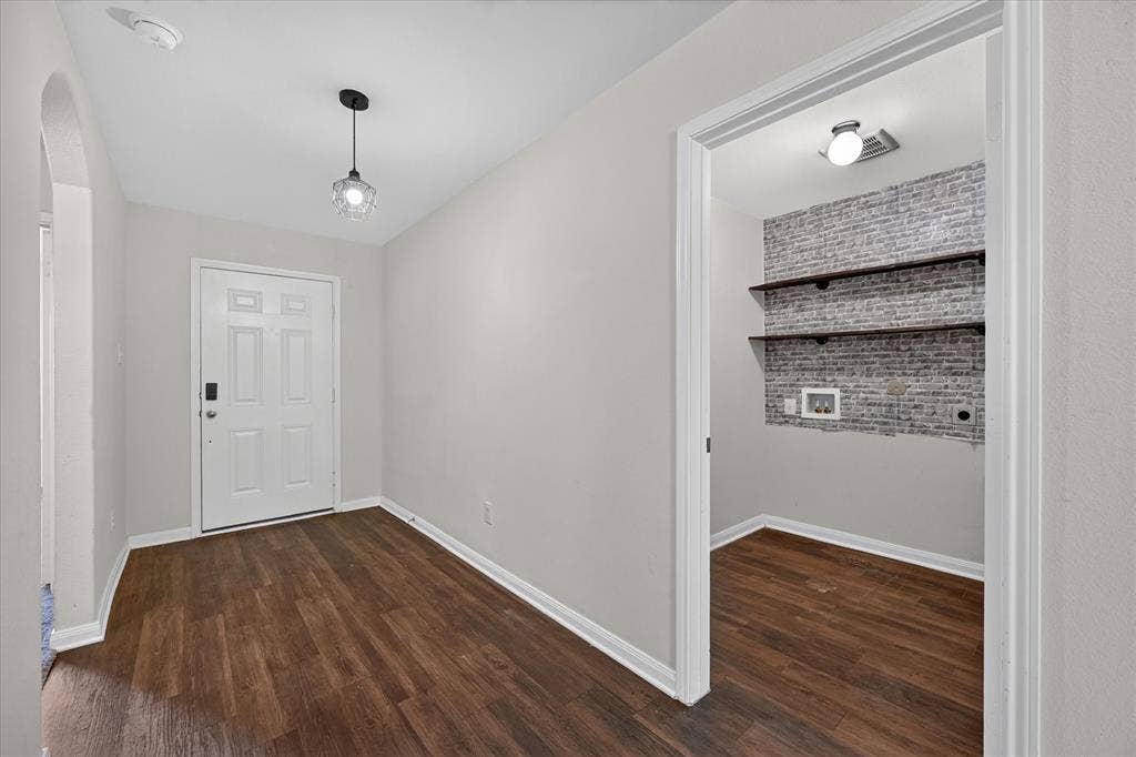 14276 Greenhaw Lane, Dallas, TX 75253 14276 Greenhaw Lane, Dallas, TX 75253