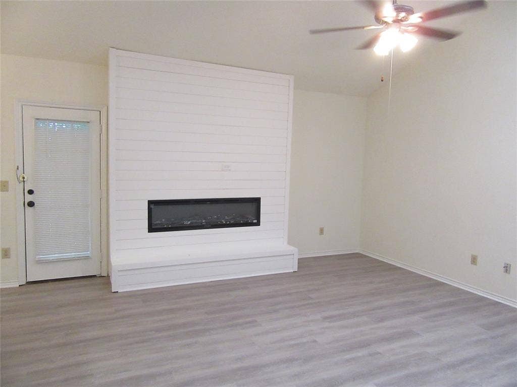 7522 Holly Hill Drive, #18, Dallas, TX 75231 7522 Holly Hill Drive, #18, Dallas, TX 75231