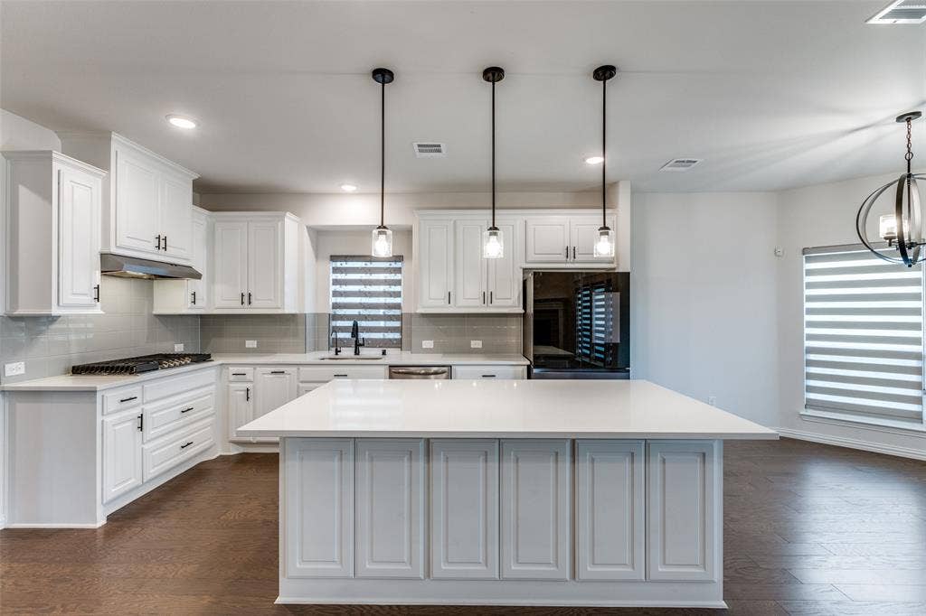 2617 Spotted Owl Lane, Celina, TX 75009 2617 Spotted Owl Lane, Celina, TX 75009