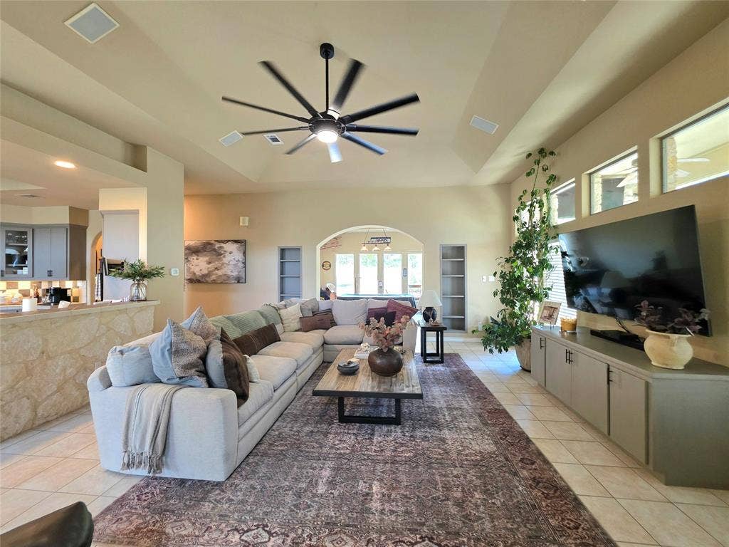 558 Mystic Shores Boulevard, Spring Branch, TX 78070 558 Mystic Shores Boulevard, Spring Branch, TX 78070