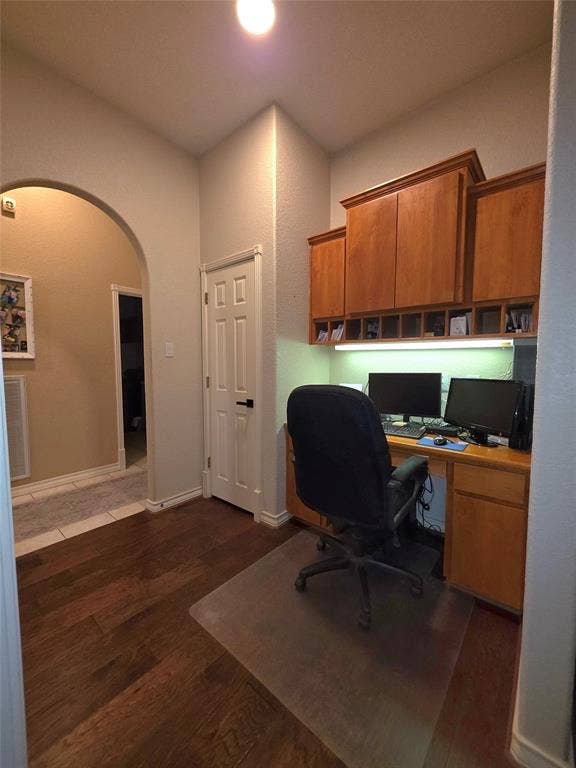 558 Mystic Shores Boulevard, Spring Branch, TX 78070 Home office or workstation for the children