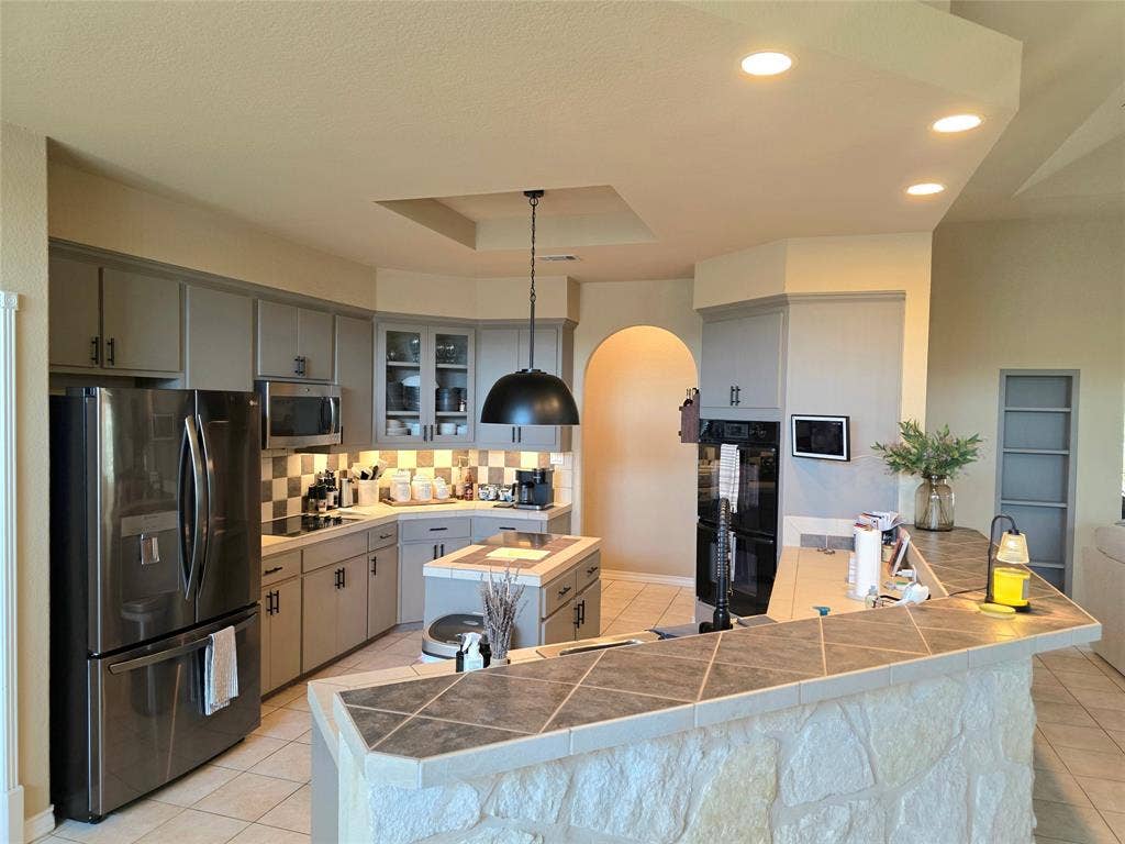 558 Mystic Shores Boulevard, Spring Branch, TX 78070 558 Mystic Shores Boulevard, Spring Branch, TX 78070
