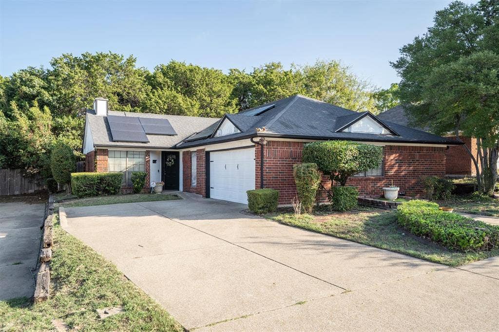 6447 Royal Cedar Drive, Dallas, TX 75236