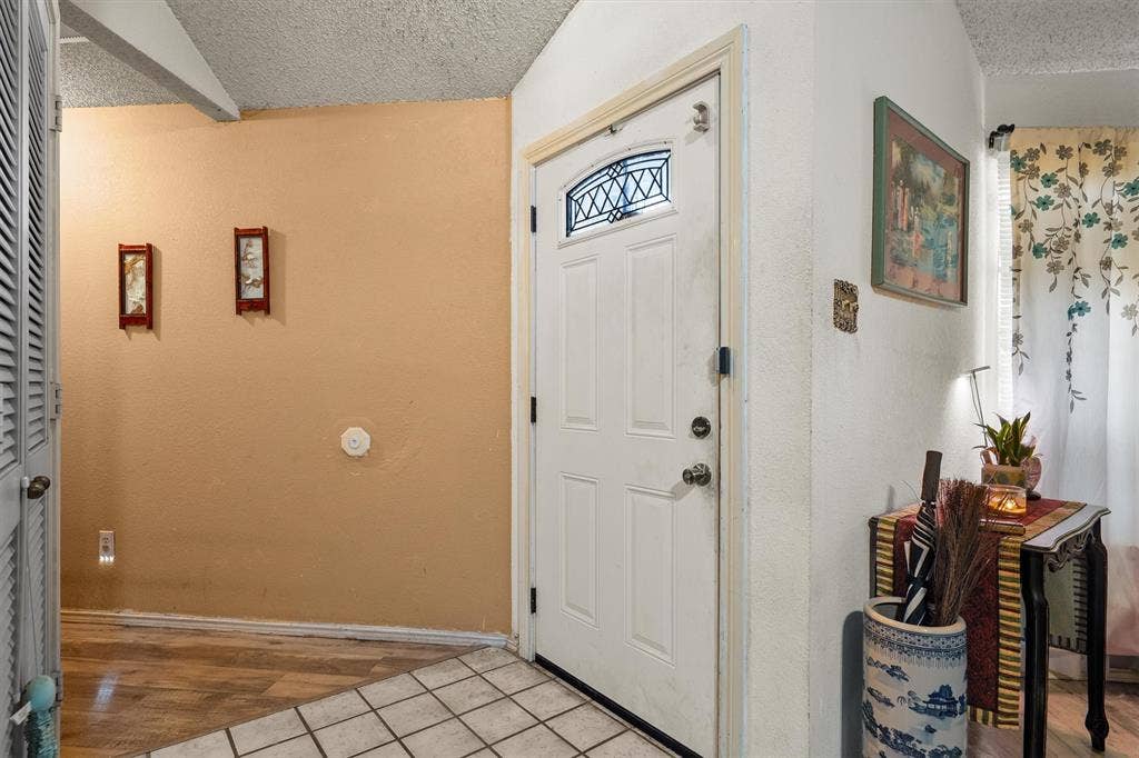 6447 Royal Cedar Drive, Dallas, TX 75236