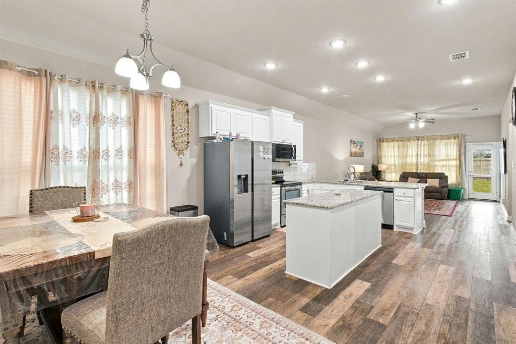 2209 Ryder Road, Wylie, TX 75098 2209 Ryder Road, Wylie, TX 75098