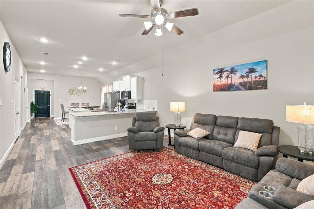 2209 Ryder Road, Wylie, TX 75098 2209 Ryder Road, Wylie, TX 75098