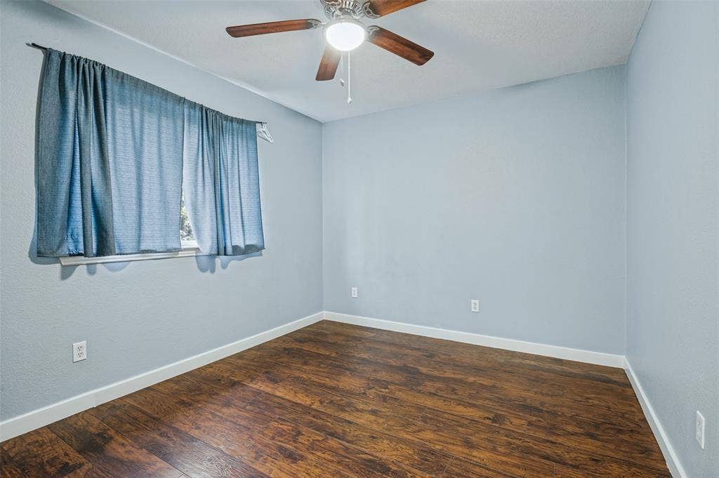 1215 N Nursery Road, Irving, TX 75061 1215 N Nursery Road, Irving, TX 75061