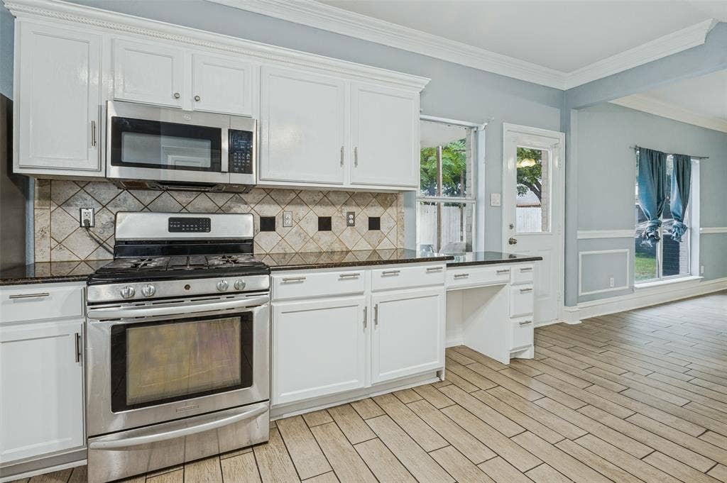 1215 N Nursery Road, Irving, TX 75061 1215 N Nursery Road, Irving, TX 75061