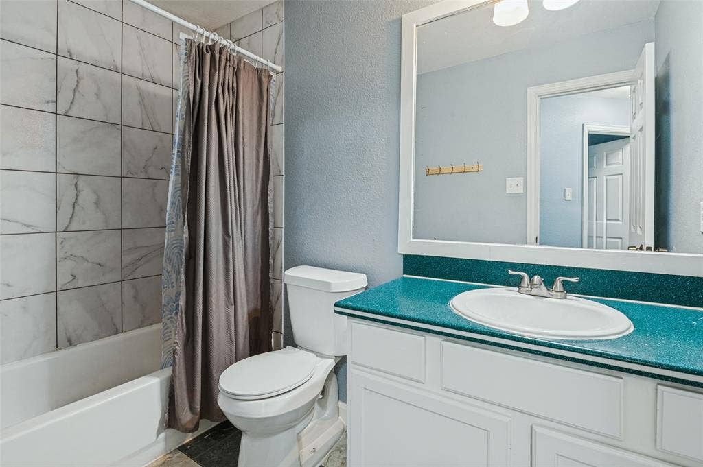 1215 N Nursery Road, Irving, TX 75061 1215 N Nursery Road, Irving, TX 75061