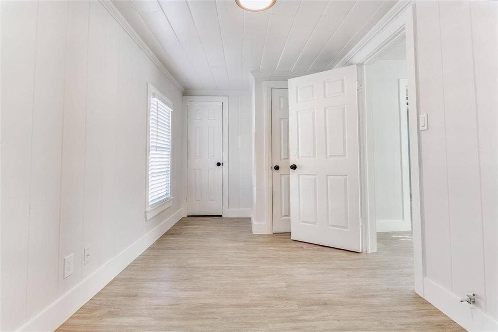 1109 W Avenue A, Garland, TX 75040 1109 W Avenue A, Garland, TX 75040