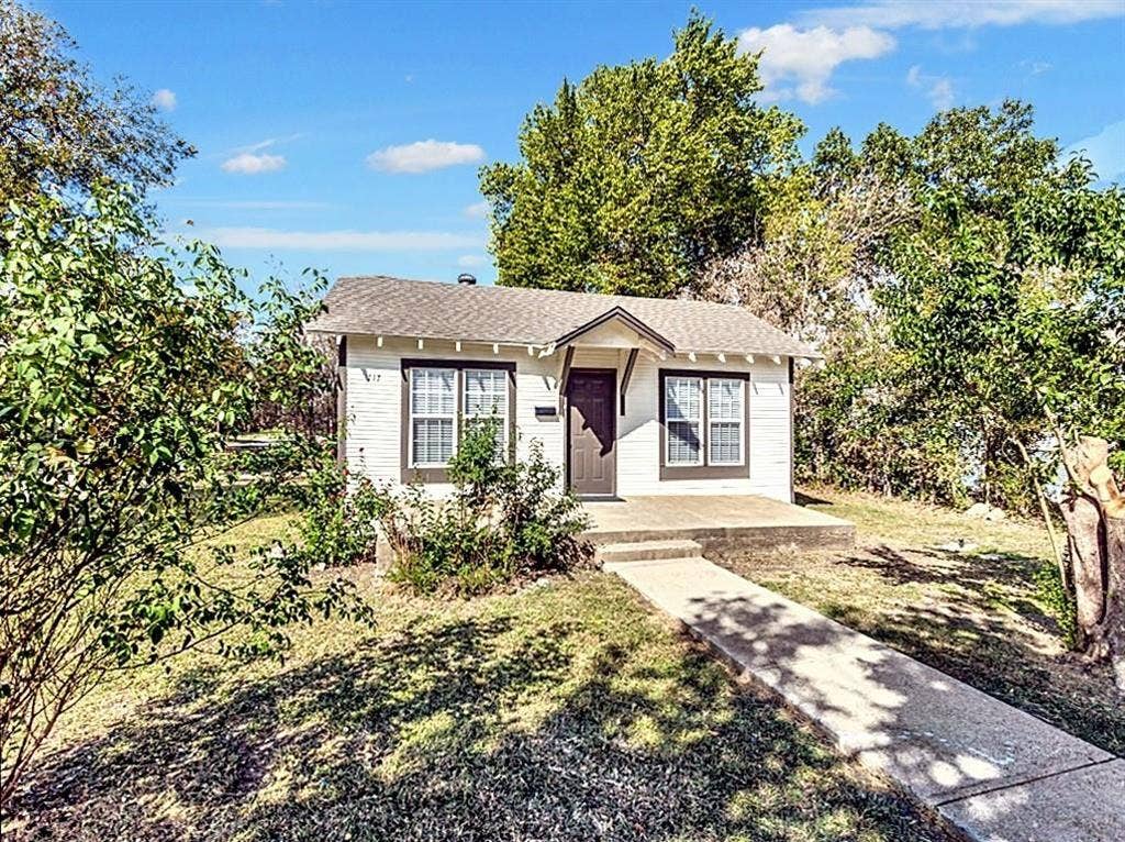 117 S 11th Street, Garland, TX 75040 117 S 11th Street, Garland, TX 75040