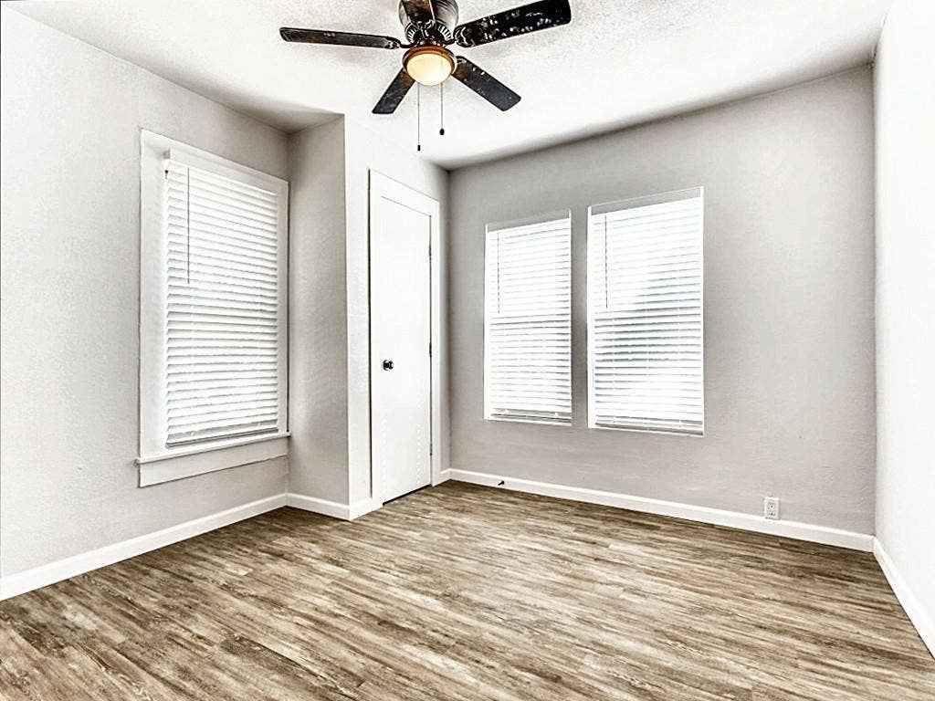 117 S 11th Street, Garland, TX 75040 117 S 11th Street, Garland, TX 75040