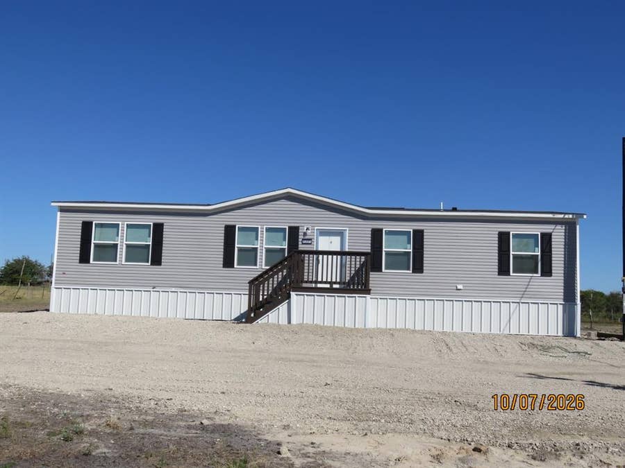 Property photo for 1327 County Road 1077, Farmersville, TX