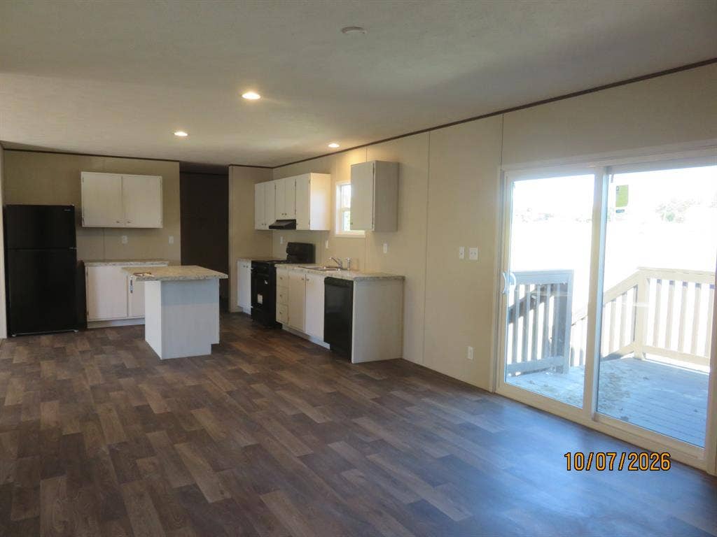 1327 County Road 1077, Farmersville, TX 75442 Open floorplan with great views of backyard