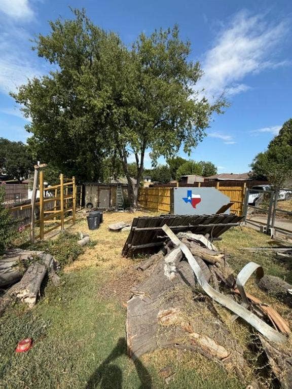 705 Angle Ridge Circle, Garland, TX 75043 705 Angle Ridge Circle, Garland, TX 75043