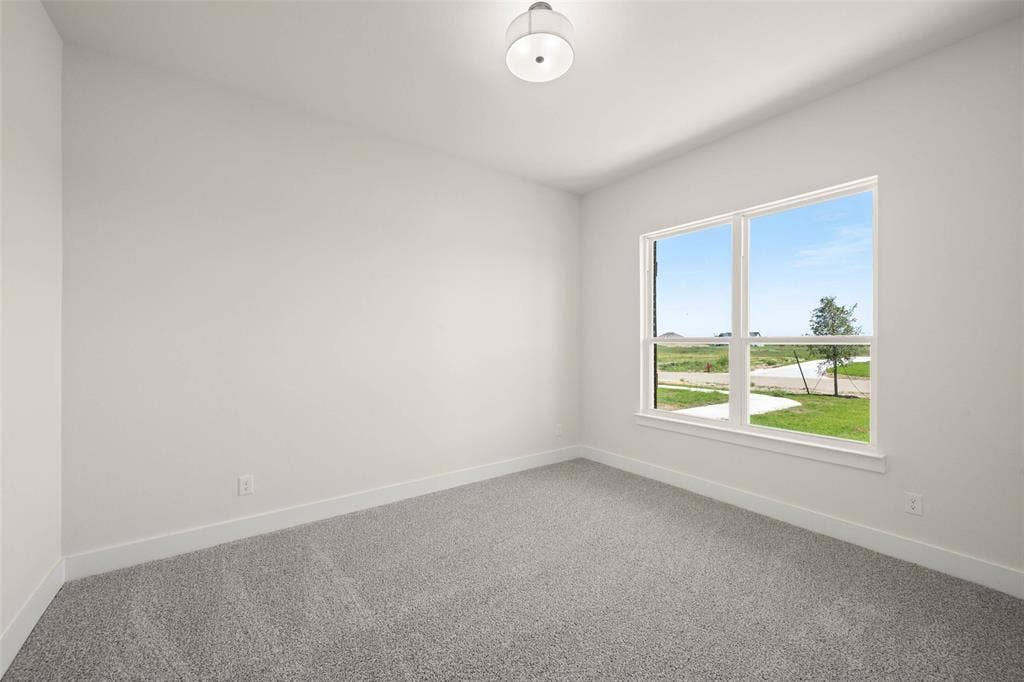 270 Maci Drive, Waxahachie, TX 75167 270 Maci Drive, Waxahachie, TX 75167