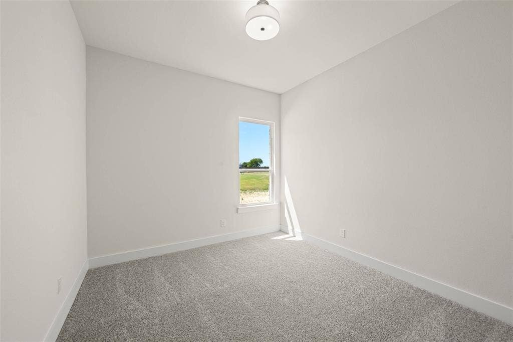 270 Maci Drive, Waxahachie, TX 75167 270 Maci Drive, Waxahachie, TX 75167