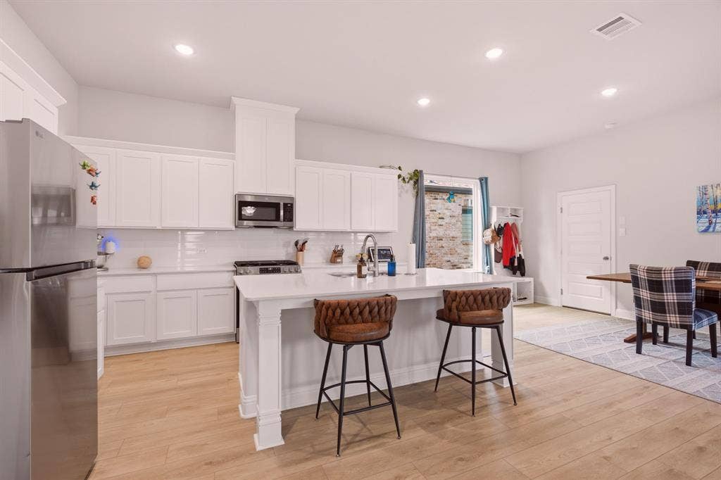 2517 Lafayette Drive, Rowlett, TX 75088 2517 Lafayette Drive, Rowlett, TX 75088