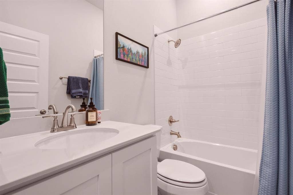 2517 Lafayette Drive, Rowlett, TX 75088 2517 Lafayette Drive, Rowlett, TX 75088