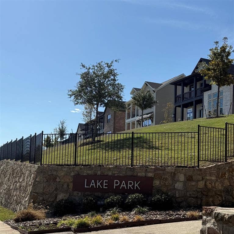 2517 Lafayette Drive, Rowlett, TX 75088 2517 Lafayette Drive, Rowlett, TX 75088