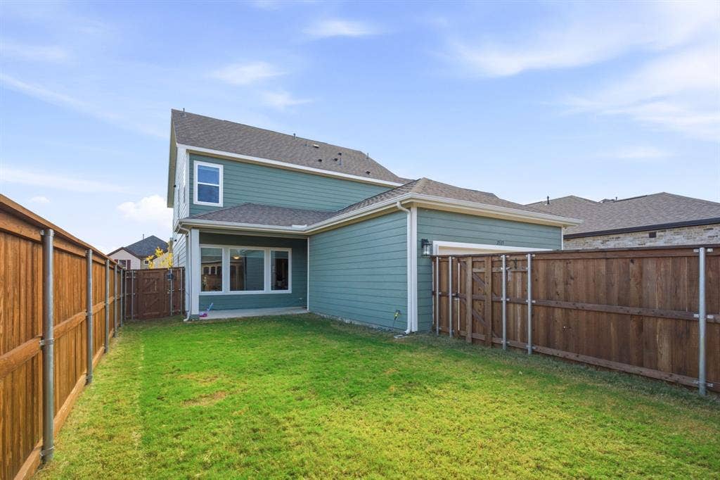 2517 Lafayette Drive, Rowlett, TX 75088 Back yard