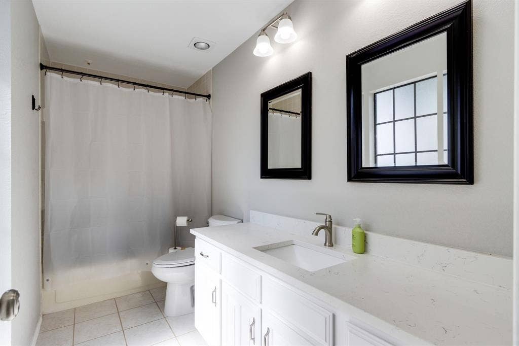 3113 Devonshire Drive, Plano, TX 75075 3113 Devonshire Drive, Plano, TX 75075