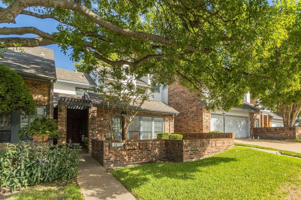 3113 Devonshire Drive, Plano, TX 75075 3113 Devonshire Drive, Plano, TX 75075