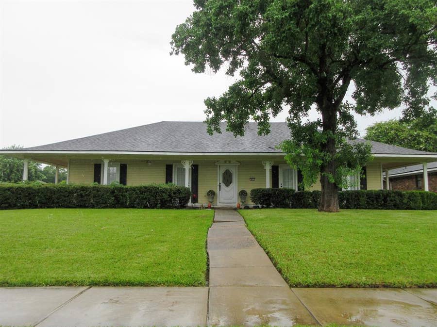 Property photo for 401 Post Oak Street, Bossier City, LA
