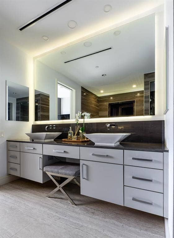 2408 Victory Park Lane, #1239, Dallas, TX 75219