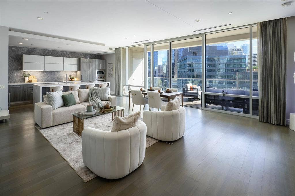 2408 Victory Park Lane, #1239, Dallas, TX 75219