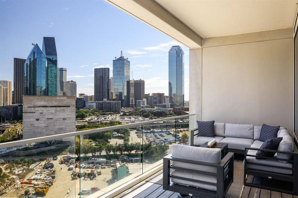 2408 Victory Park Lane, #1239, Dallas, TX 75219
