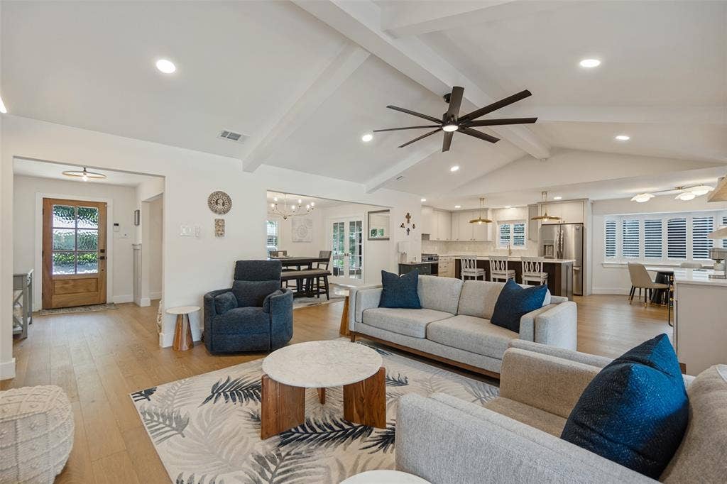 5009 Harvest Hill Road, Dallas, TX 75244