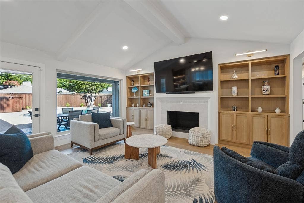 5009 Harvest Hill Road, Dallas, TX 75244