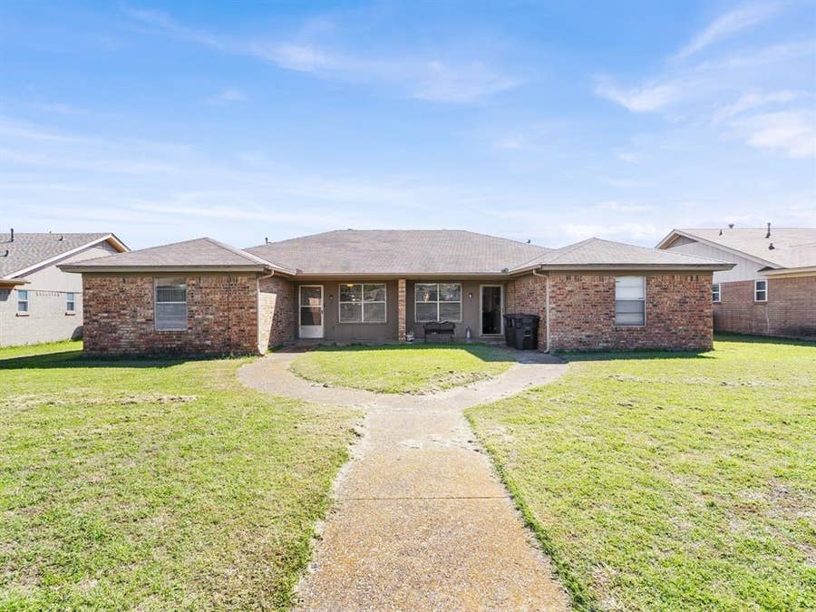 Property photo for 1308 N Nolan River Road, Cleburne, TX