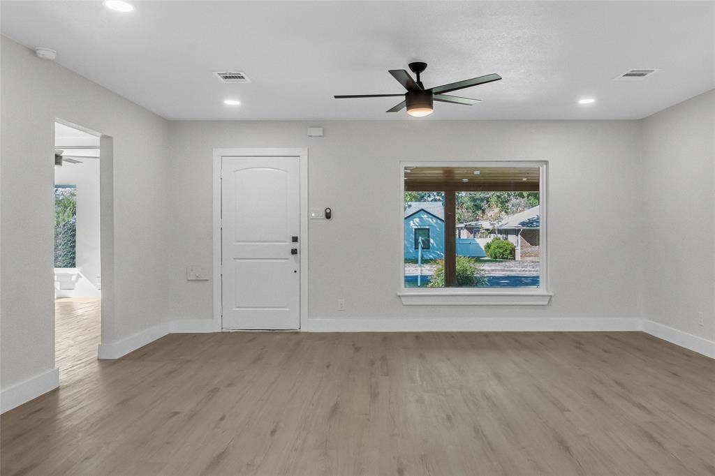 1406 Arizona Avenue, Dallas, TX 75216