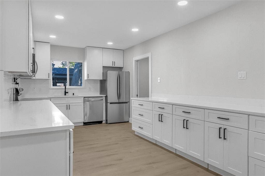 1406 Arizona Avenue, Dallas, TX 75216