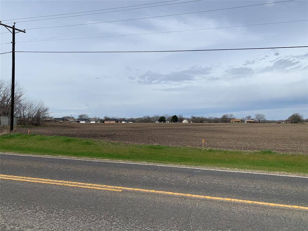 5541 Fm 879, Garrett, TX 75119 5541 Fm 879, Garrett, TX 75119