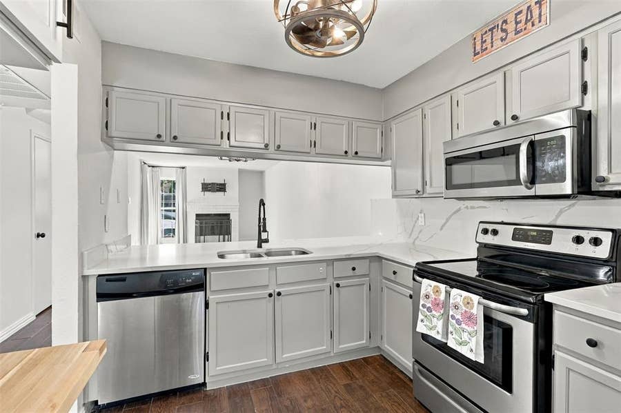 Property photo for 1912 Shadowood Trail, Colleyville, TX