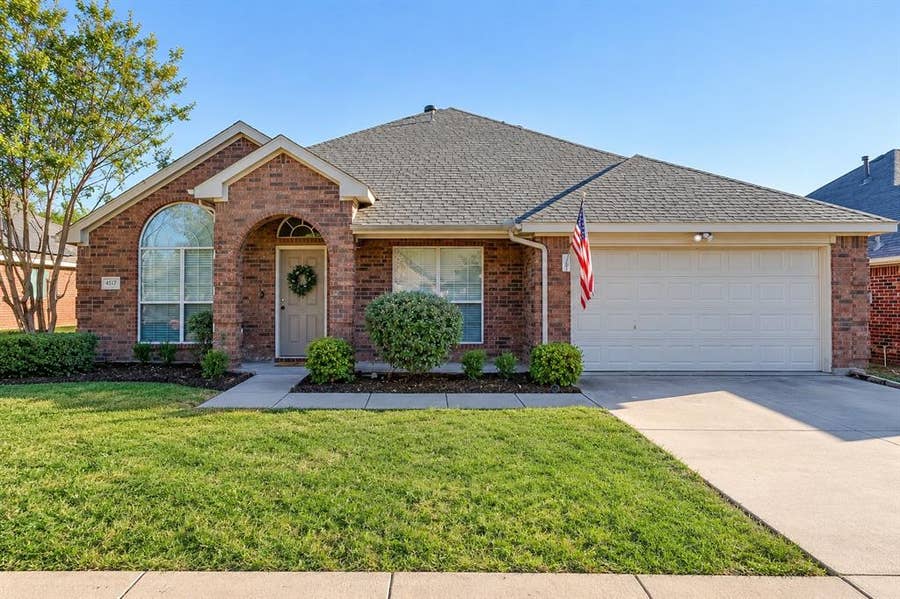 Property photo for 4517 Embercrest Lane, Fort Worth, TX