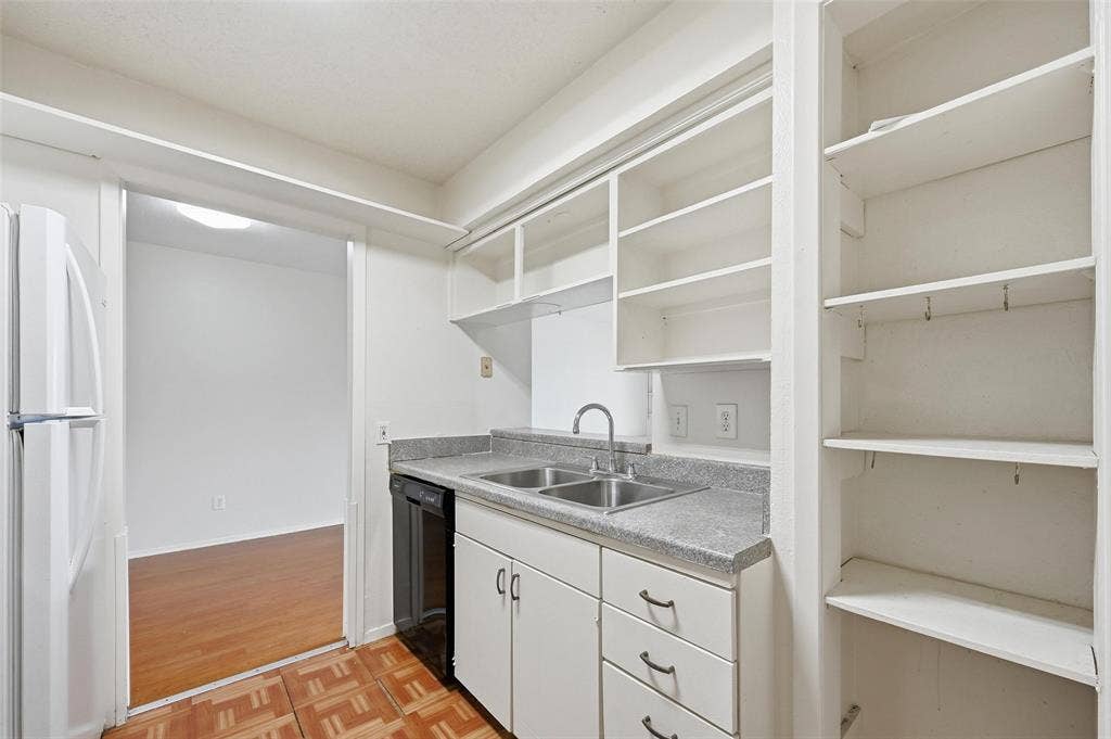 4845 Cedar Springs Road, #267, Dallas, TX 75219 4845 Cedar Springs Road, #267, Dallas, TX 75219