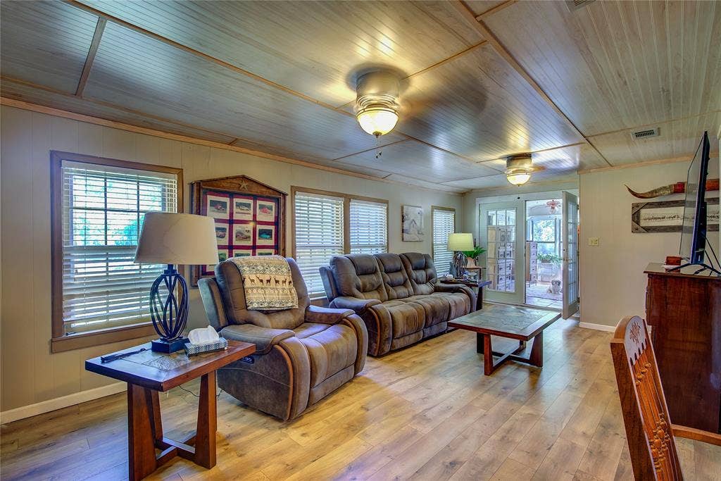 6402 Joe Ramsey Boulevard S, Greenville, TX 75402 6402 Joe Ramsey Boulevard S, Greenville, TX 75402