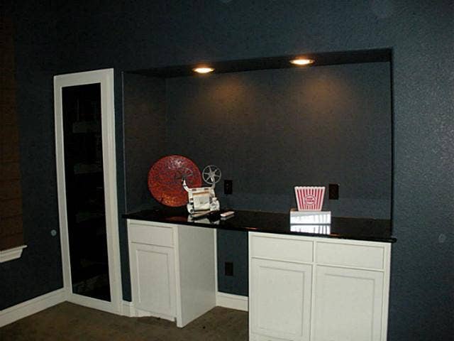 9604 Crown Ridge Drive, Frisco, TX 75035 MEDIA SHOW ROOM!