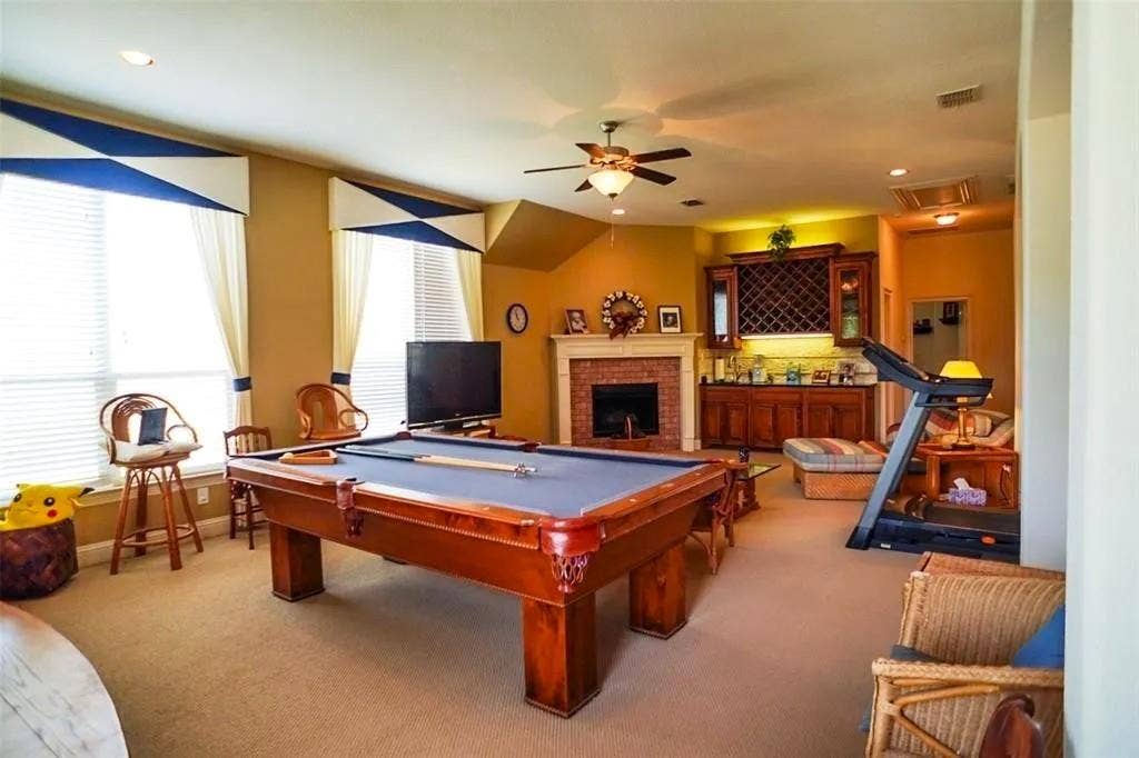 9604 Crown Ridge Drive, Frisco, TX 75035 HEART OF ENTERTAINMENT AREA!