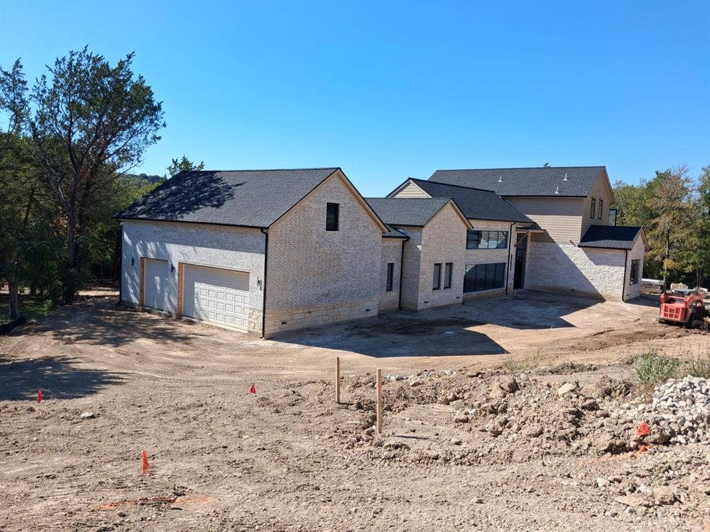 2238 Southern Oaks Drive, Cedar Hill, TX 75104 2238 Southern Oaks Drive, Cedar Hill, TX 75104