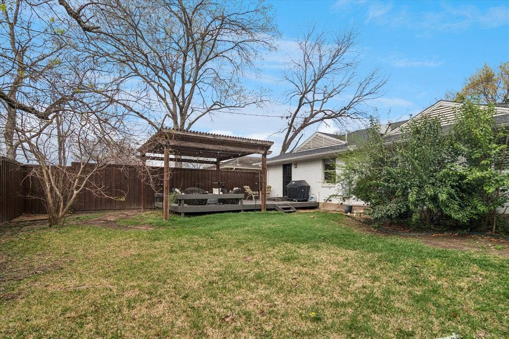 11631 Saxon Street, Dallas, TX 75218 11631 Saxon Street, Dallas, TX 75218
